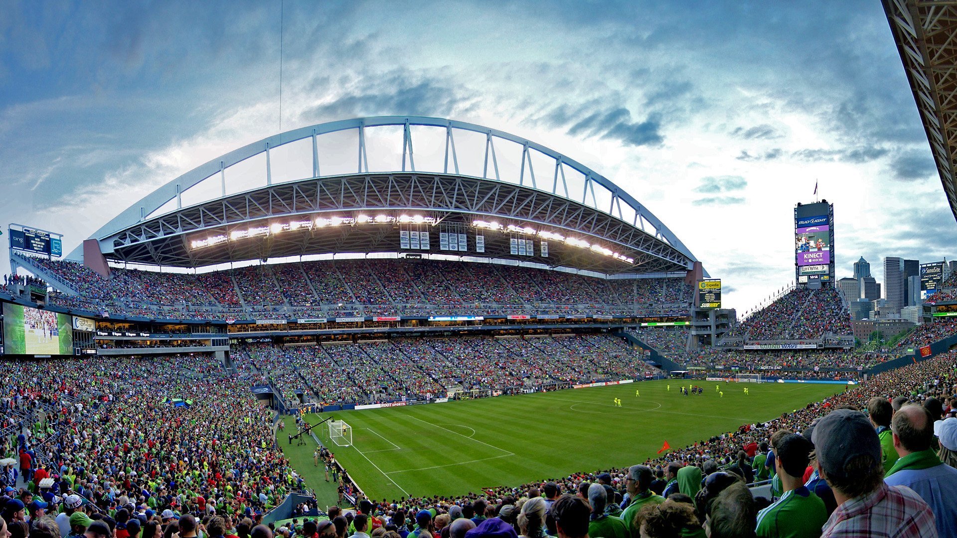 体坛一周，纪录、回暖与更衣室